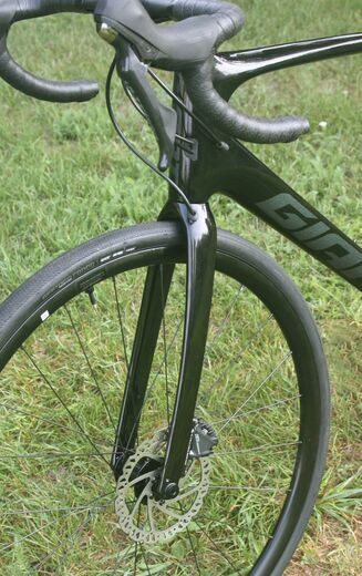 Giant 22 Defy Advanced 1 8.JPG