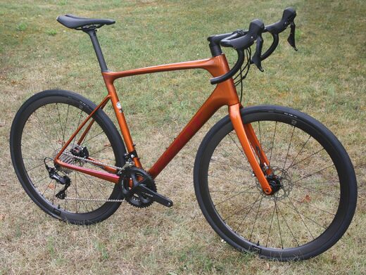 Giant 22 Defy Advanced 2 SE 2.JPG