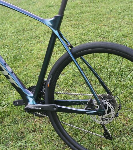 Giant 22 FastRoad Advanced 1 5b.JPG