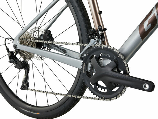Giant 23 FastRoad AR Advanced 1 4.jpg