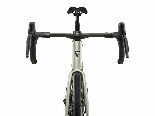 Giant 24 Defy Advanced SL 1 5.jpg