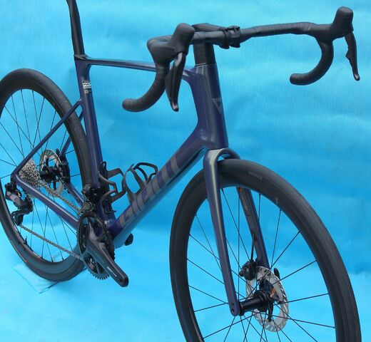 Giant 25 Defy Advanced Pro 0 Di2 Interstellar 6.JPG
