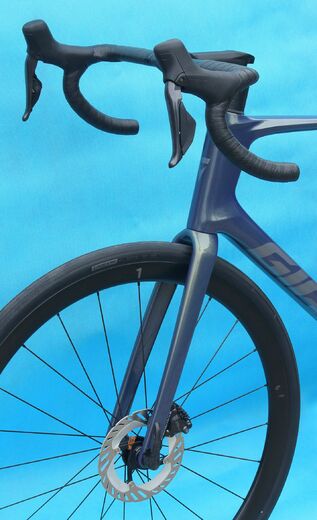 Giant 25 Defy Advanced Pro 0 Di2 Interstellar 8.JPG