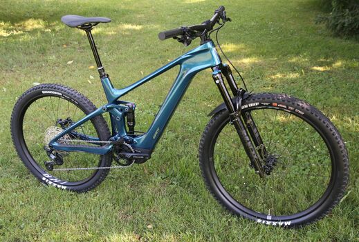 Giant 25 Trance X Advanced EL 2.JPG