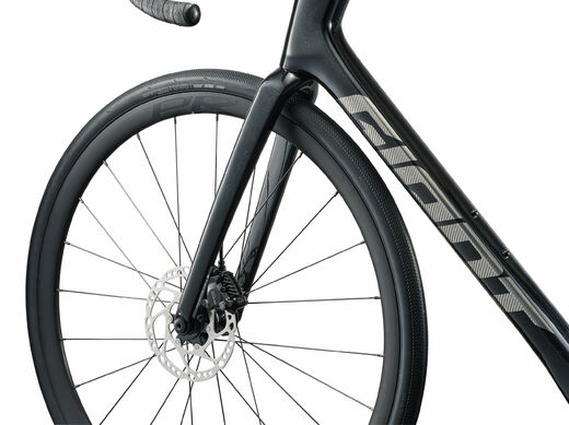 Giant 26 Defy Advanced 2 7.jpg
