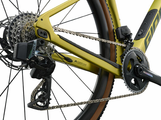 Giant 26 Revolt Advanced Pro 0 4.jpg