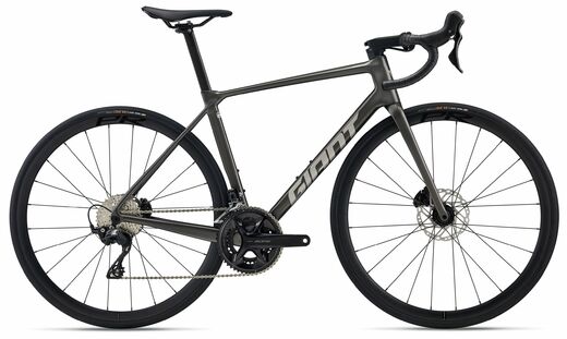 GIANT TCR Advanced 2 KOM 2026 Stealth Chrome