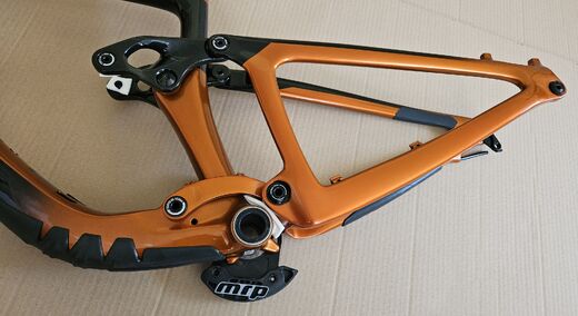 Giant Reign Adv Pro 29 1 FF 5.jpg