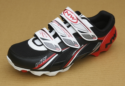Northwave Sparta  red white black 1.JPG