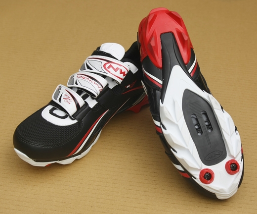 Northwave Sparta  red white black 2.JPG