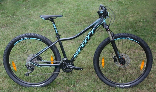 Scott 16 Contessa Scale 720 01.JPG