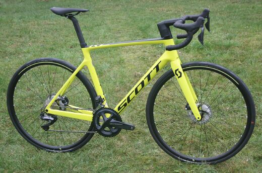 Scott 20 Addict RC 30 Y Di2 02.JPG