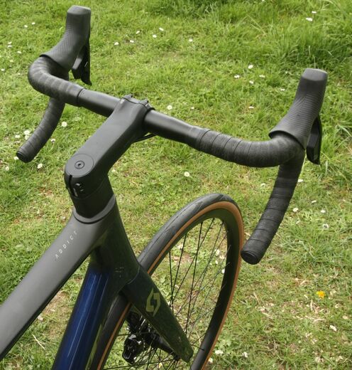 Scott 22 Addict 10 Blue 8.JPG