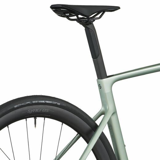Scott 26 Addict RC 20 ResedaGreen 9.jpg