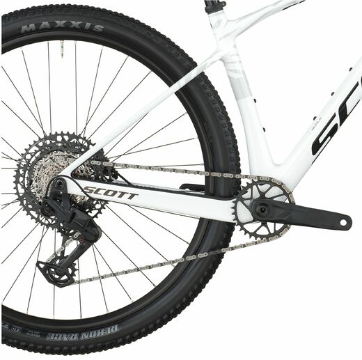 Scott 26 Scale 910 White 4.jpg