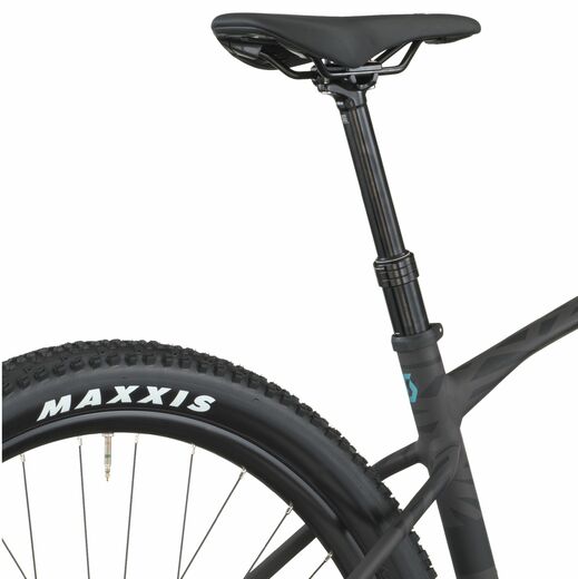 Scott 26 Scale 925 CarbonBlack 7.jpg