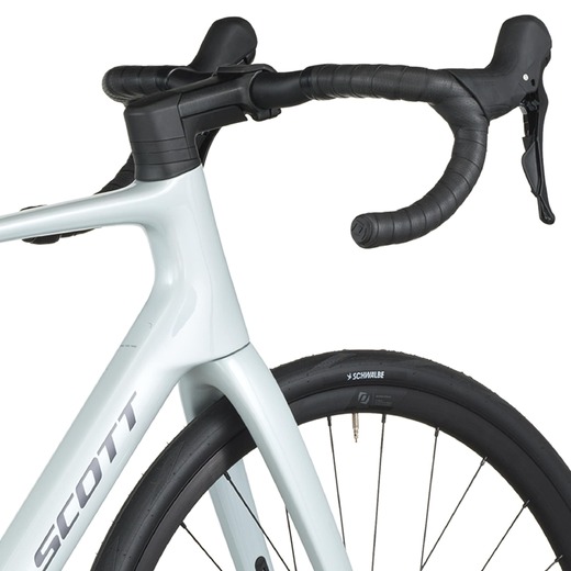 Scott 27 Addict 50 CumulusWhite 6.jpg