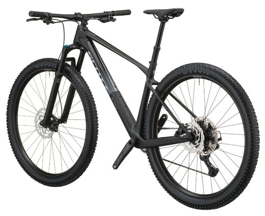 Scott 27 Scale 10 SpectralBlack 3.jpg