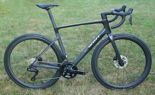 Scott Addict RC 30 Black 1.JPG