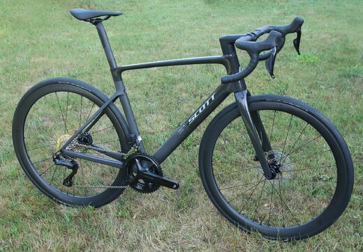 Scott Addict RC 30 Black 2.JPG