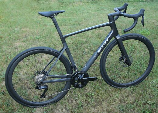 Scott Addict RC 30 Black 3.JPG